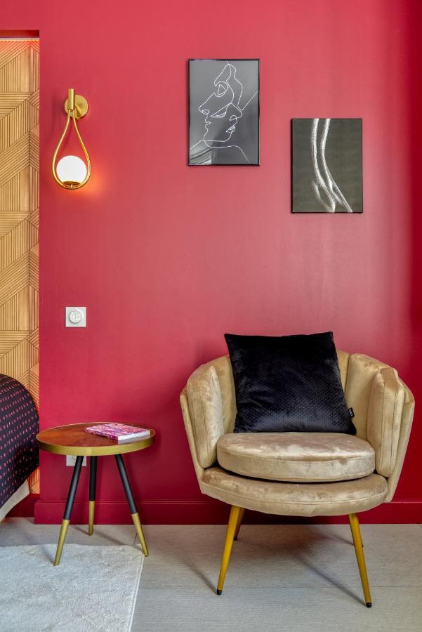 Les Gites De Laure - O Lit Divin, Instant De Volupte, Balneo Sauna, Climatisation, Netflix, 160M De La Cite Medievale 卡尔卡松 外观 照片